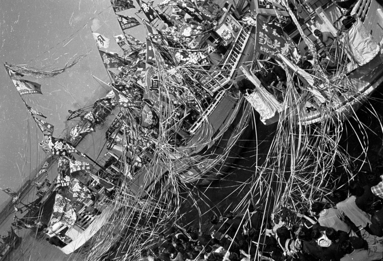 北洋漁業の独航船出発 ジャパンサーチ