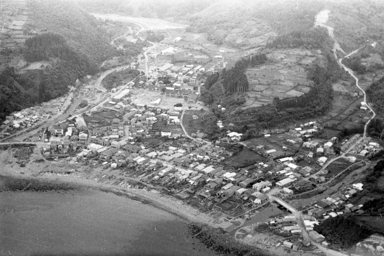 易国間の町並み