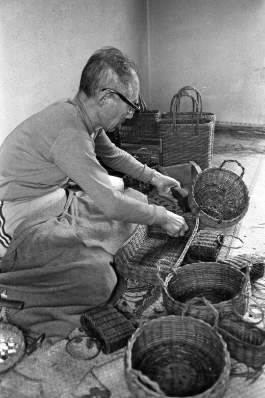 あけびづる細工